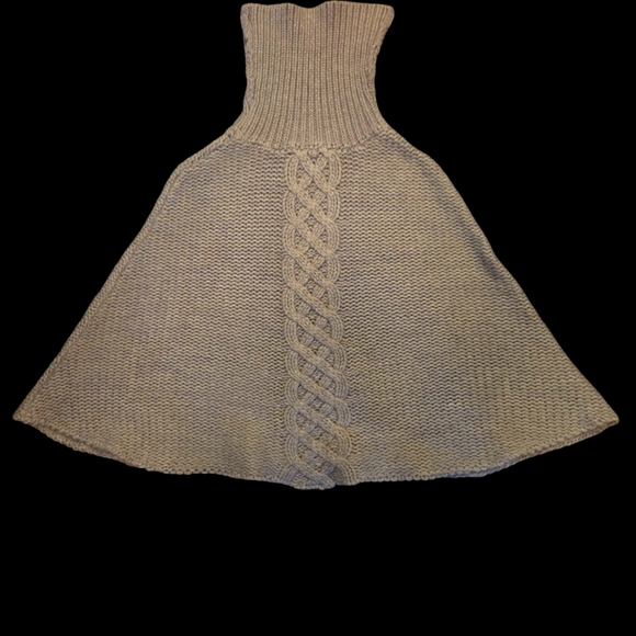 L"EQUIPE Poncho - Picture 2 of 3